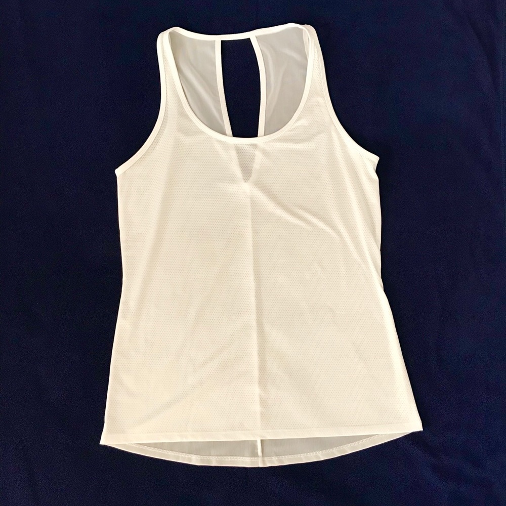 Never worn Fabletics White Bess Tank